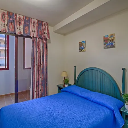 Apartamento Playa En Primer Linea. Aire Acondicionado, Wifi Y Parking. Apartment