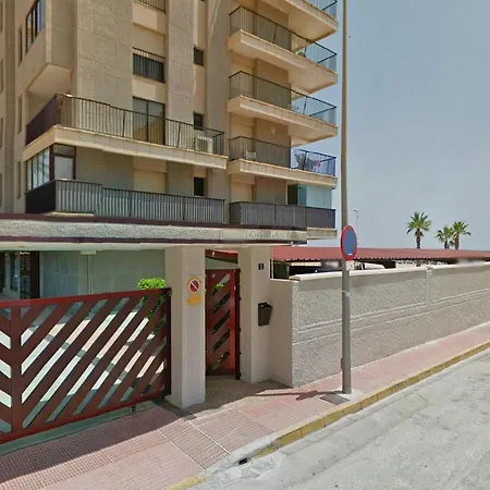 Apartment Apartamento Playa En Primer Linea. Aire Acondicionado, Wifi Y Parking. *
